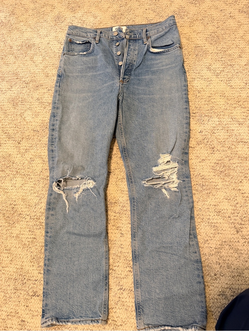 Agolde Riley 28 distressed